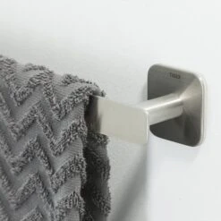 Tiger Handdoekrek Colar RVS 11 Tiger Handdoekrek Colar RVS -Tiger 123 1986